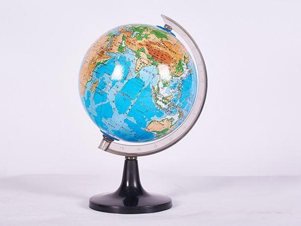 平面地球地球仪（1；90000000）